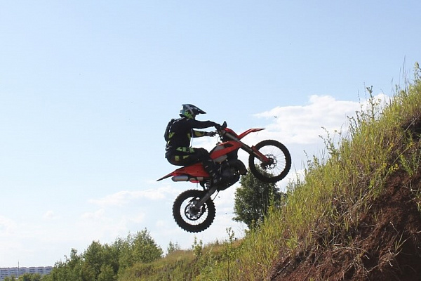 Катание на мотоцикле #в Майкопе#. ULTRA ПОДАРКИ. Купить катание на мотоцикле #в Майкопе#. Попробовав езду на мотоциклах, вы получите порцию адреналина и невероятные эмоции. Сервис: UltraPodarki.ru 8 800 505 95 30.. Катание на мотоцикле #в Майкопе#, прокат мотоциклов #Майкоп#, катание на мотоциклах, прокат мотоцикла, езда на мотоцикле #Майкоп#, езда на мотоцикле, мотопрогулка #Майкоп#, мотопрогулка