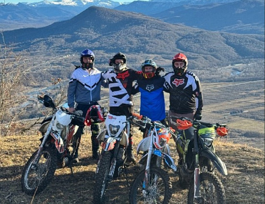 Катание на мотоцикле #в Майкопе#. ULTRA ПОДАРКИ. Купить катание на мотоцикле #в Майкопе#. Попробовав езду на мотоциклах, вы получите порцию адреналина и невероятные эмоции. Сервис: UltraPodarki.ru 8 800 505 95 30.. Катание на мотоцикле #в Майкопе#, прокат мотоциклов #Майкоп#, катание на мотоциклах, прокат мотоцикла, езда на мотоцикле #Майкоп#, езда на мотоцикле, мотопрогулка #Майкоп#, мотопрогулка