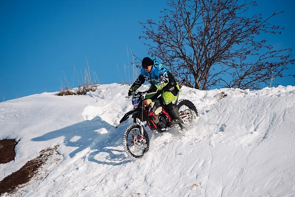 Катание на мотоцикле #в Майкопе#. ULTRA ПОДАРКИ. Купить катание на мотоцикле #в Майкопе#. Попробовав езду на мотоциклах, вы получите порцию адреналина и невероятные эмоции. Сервис: UltraPodarki.ru 8 800 505 95 30.. Катание на мотоцикле #в Майкопе#, прокат мотоциклов #Майкоп#, катание на мотоциклах, прокат мотоцикла, езда на мотоцикле #Майкоп#, езда на мотоцикле, мотопрогулка #Майкоп#, мотопрогулка